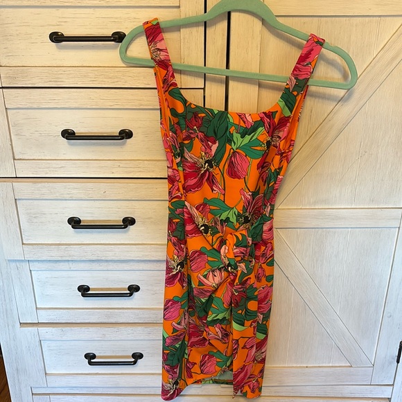 Express Dresses & Skirts - Express floral wrap dress